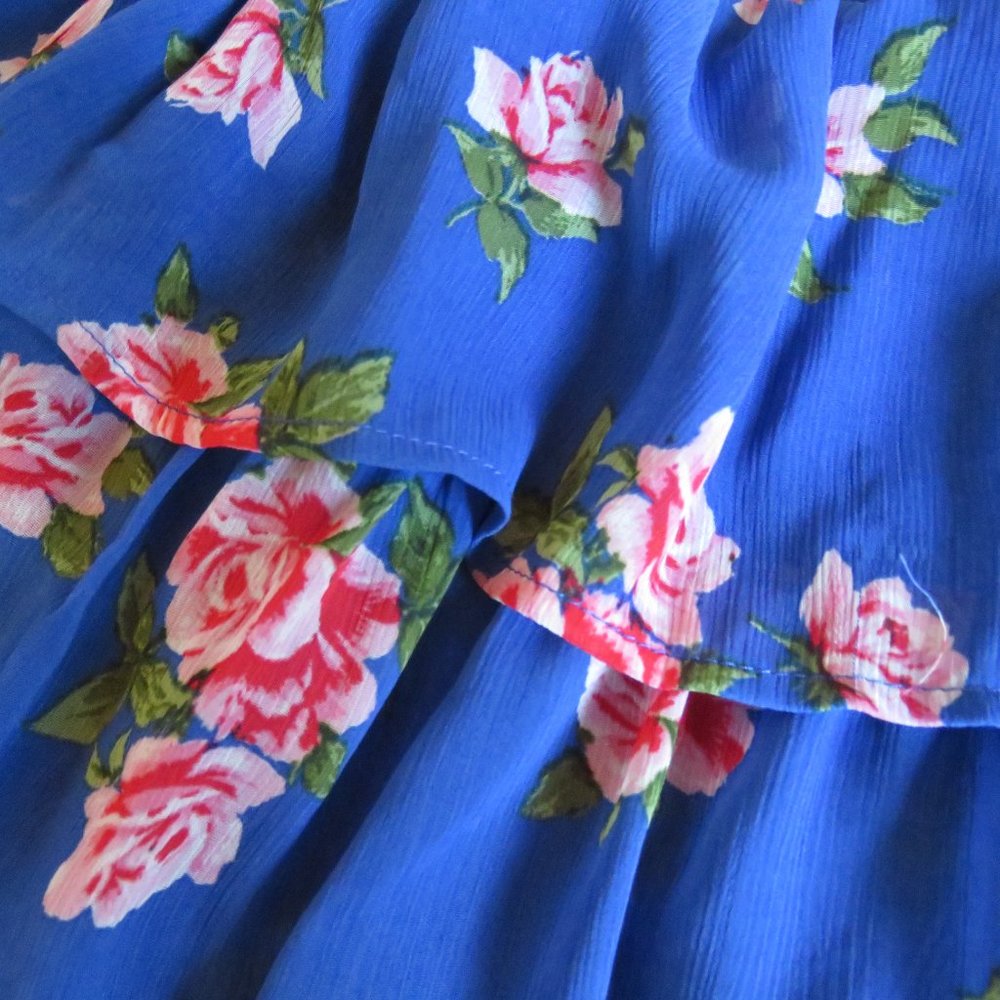 Hollister Ruffle Blue Flower Skirt XS - Picture 8 of 10